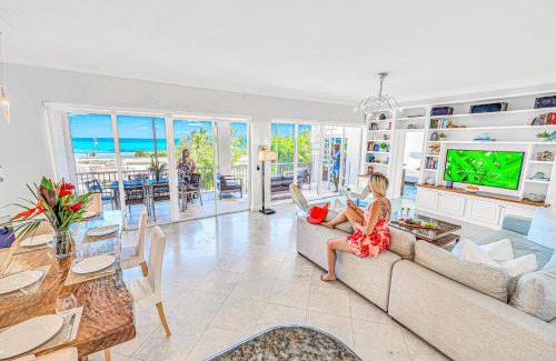 Islamorada Apartment | Ocean View Penthouse Retreat amenities: tennis court heated Pool Vista Key Two