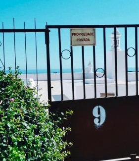 Patio Apartment | Ocean View Skyline Apartment ‚Hakuna Matata‘