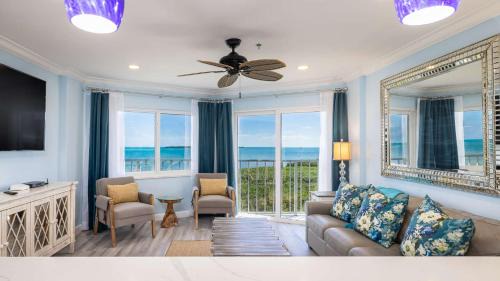 Tavernier House | Ocean View Treehouse Double King Suite 3403