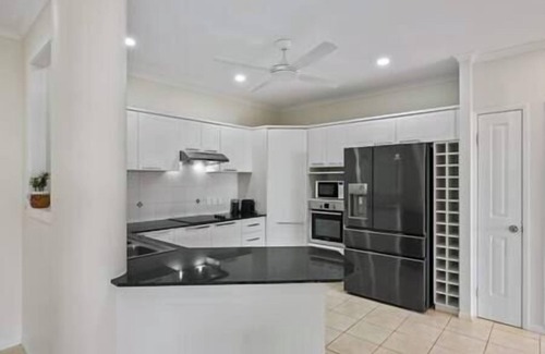 Cairns North Apartment | Ocean views, Esplanade location, 2BR deluxe!