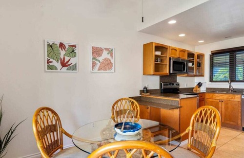 Lihue Condo | Ocean Views W/Private Lanai - Kaha Lani 206