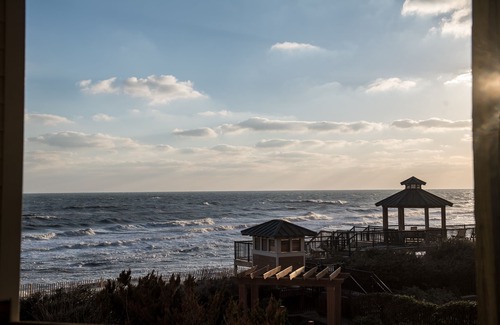 Kill Devil Hills Condo | Oceanfront 2 Bed, 2 Bath Condo