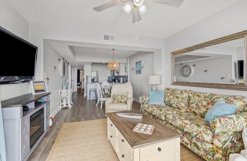 Windy Hill Condo | Oceanfront 2Bed 2Bath Condo with Large Balcony & Amazing views
