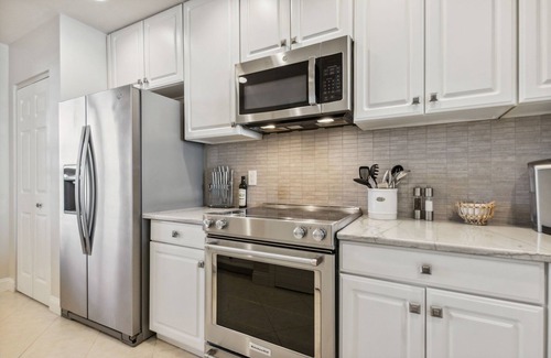 Amelia City Condo | Oceanfront | 6th Floor Ocean Place Villa | Updated and Gorgeously Furnished