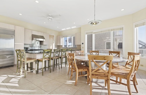 West Hampton Dunes House | OCEANFRONT BEACH HOUSE W/POOL & HOT TUB FACING THE OCEAN, SUMMER LAST MIN DEAL!