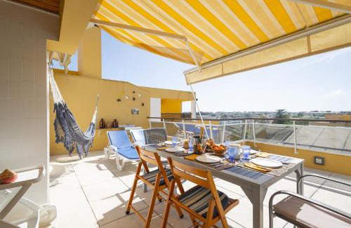 Oeiras Apartment | OceanFront & Big Terrace Private Condo