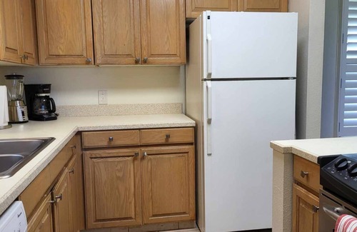 Kapaa Condo | OCEANFRONT - BREATHTAKING! PONO KAI Condo! 2bd2bth! Washer/Dryer/AC