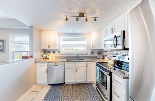 Independence Square Condo | Oceanfront condo with Shared Pool, Ocean View, High-Speed WiFi, & Central AC