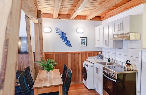 Ucluelet Cabin | Oceanfront Cabin With 2 Private Decks! ⎮Sea Glass