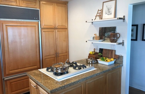 Santa Ana Heights House | Oceanfront.Classic.Stylish single family beach house. No crazy boardwalk.