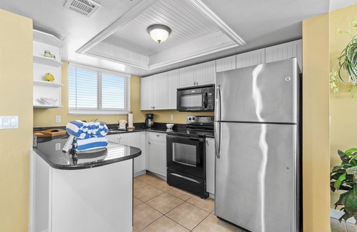 Horton Shores Condo | OceanFront Condo - Pool, BBQ, Steps from Flagler Ave