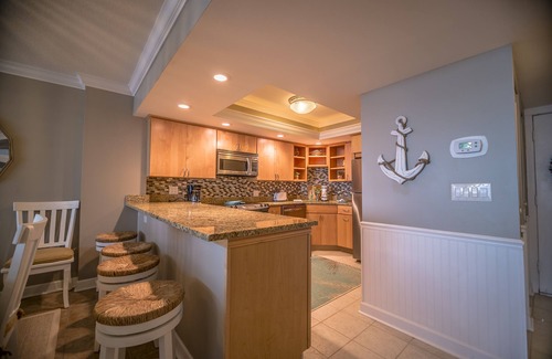 Arcadian Shores Condo | Oceanfront Condo In Quiet, Secured Building + Free Attraction Tickets!