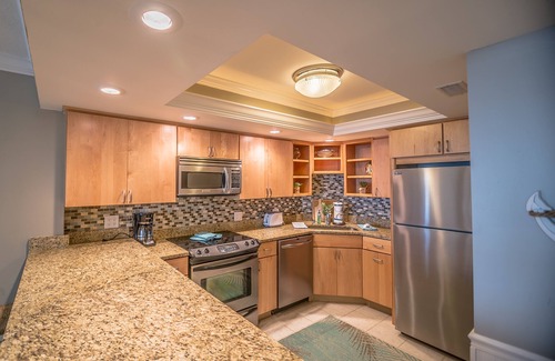 Arcadian Shores Condo | Oceanfront Condo In Quiet, Secured Building + Free Attraction Tickets!