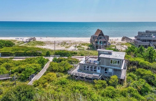 Davis Park House | OceanFront Davis Park FI Split AC Sleeps 10, EXPANSIVE OCEAN FRONT VIEWS LARGE DECKS NEWLY RENOVATED