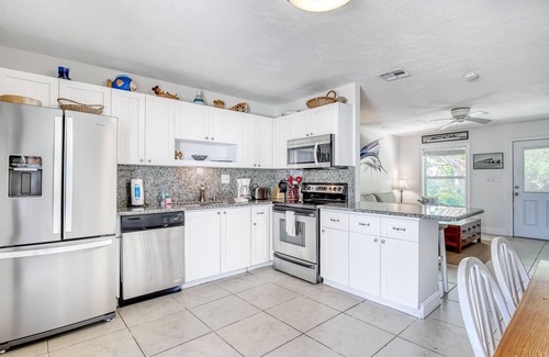 Layton House | Oceanfront Duplex with Beautiful Beach & Dock for Boat Access - Dogs OK
