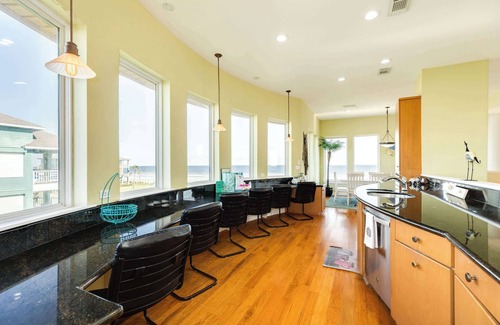 Jamaica Beach House | Oceanfront! Elevator, Unobstructed Beach Views!