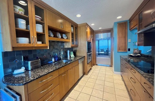 North Shores Condo | Oceanfront Getaway: 2BR Condo w/Private Beach & Pool Near Cape Henlopen!