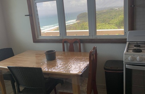 Saratoga Springs House | Oceanfront Hideaway top floor