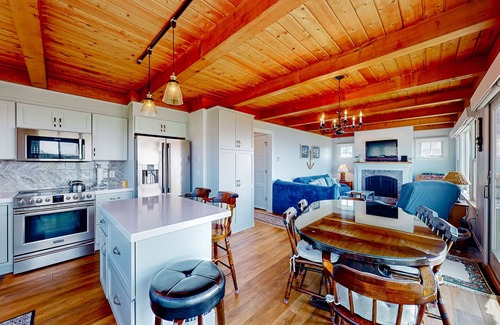 Biddeford House | Oceanfront home with stunning views of the cove & sunset, steps to the beach