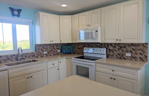 Tavernier Condo | Oceanfront Luxury Condo