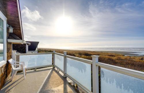 Moclips House | Oceanfront Moclips Escape with Deck and Beach Access!
