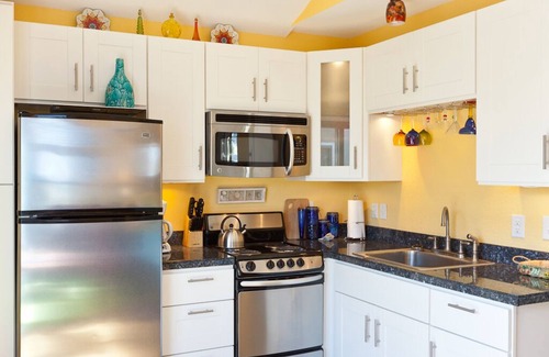 Hatteras Condo | Oceanfront-Modern-Romantic Getaway