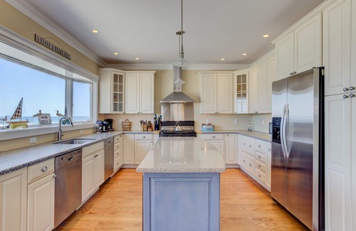 Lavallette House | Oceanfront Monterey Beach, Lavallette, NJ. 5 Bedroom 4.5 Bath