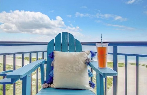 Sand Key Condo | Oceanfront Oasis Condo in Clearwater, FL