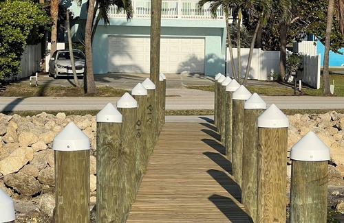 Ambersand Beach House | Oceanfront Octagon Beach House and Dock Sunrise and Sunset Ocean to River Lot
