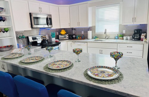 Melbourne Beach House | Oceanfront Paradise Reunion Spacious 6-bedroom House! Can split into 3 families