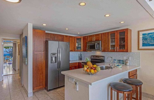 Napili Condo | Oceanfront Paradise! Sea Turtle Cove Napili Point