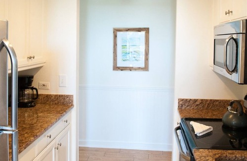 West Beach Village Villa | Oceanfront Premium Villa, 2BD/2BA master suites, Pool access, Resort Privileges