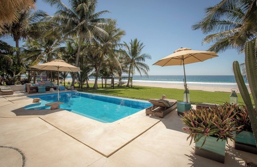 Santa Maria Colotepec Villa | Oceanfront Private Villa