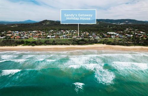 Sandy Beach House | Oceanfront Sandy Beach Couples Getaway