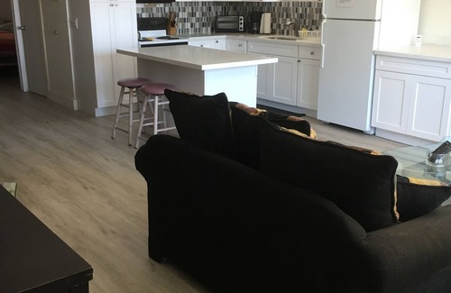 Marathon Apartment | Oceanfront Sandy Beach Vacation Rental Unit 2