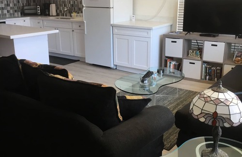 Marathon Apartment | Oceanfront Sandy Beach Vacation Rental Unit 2
