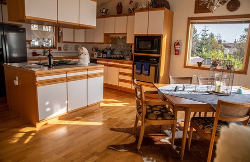 Sitka House | Oceanfront Serenity in Sitka, Alaska