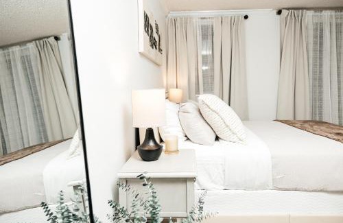 South Redondo Apartment | Oceanfront Studio with balcony