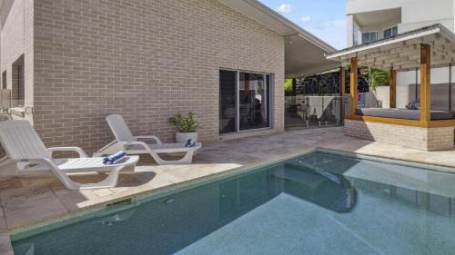 Sapphire Beach House | Oceanfront View - Pizza Oven, Pool, Beach