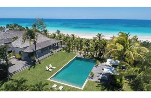 Dunmore Town Villa | Oceanfront Villa with Private Chef, Butler, Housekeepers and Concierge