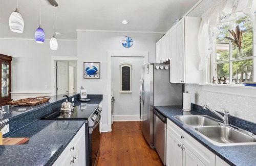 Melrose on the Beach Cottage | OCEANFRONT with Golf cart & Amenity Access