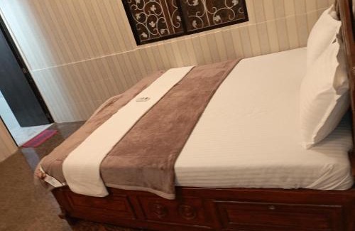 Gauravaddo House | Oceanic Beach Guest House