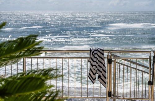 Yamba House | Oceans 8 - Oceanstays