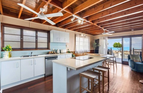 Machans Beach House | Oceans Edge Stunning Beachfront Serenity