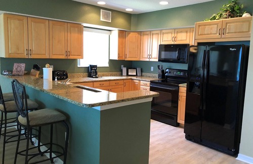 Independence Square Condo | OCEANSIDE LUXURY BEACHFRONT CONDO with Pool, SPA, Incredible Views
