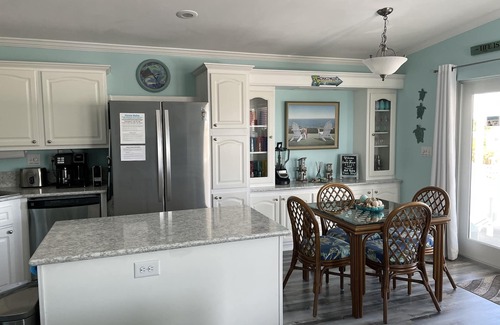 Cudjoe Key House | Oceanside Paradise in the FL Keys Free Kayaks Bikes Wifi Outdoor BBQ Grill