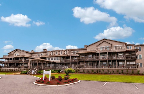 Duck Apartment | Oceanview King Suite | Private Beach + Sunset