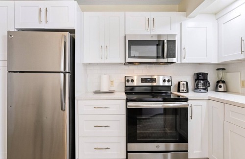 Lower Matecumbe Beach Apartment | Oceanview Studio Sleeps 3, Islamorada