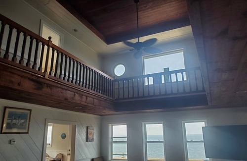 Scituate House | Oceanviews all round 5-bedroom house in brilliant Scituate with WiFi, AC,