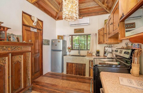 Tamarindo Cabin | Ocho Artisan Bungalows - Adults only